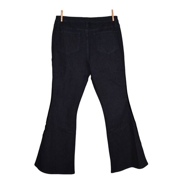 G.I.L.I. NEW $108 Flare Leg Stretch‎ Denim Jean Velvet Trim Dark Rinse Size 6 - Picture 3 of 3